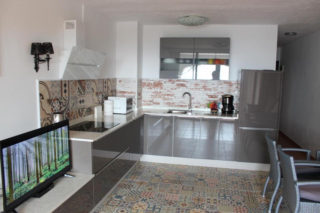 Casa Blanca - Sea View - First Line Apartment Playa del Ingles  Exterior photo